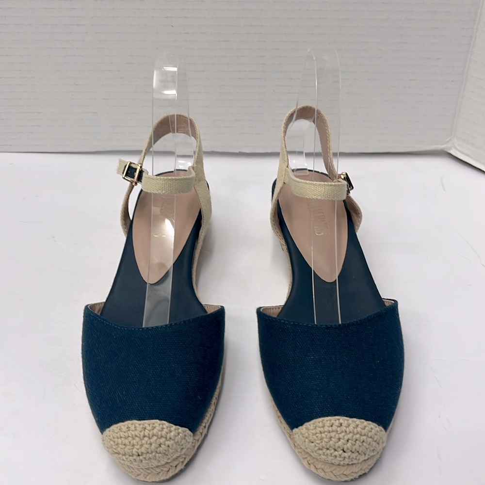 Dream Pairs Blue and Cream Wedge Shoes with Ankle Strap Size 7.5US